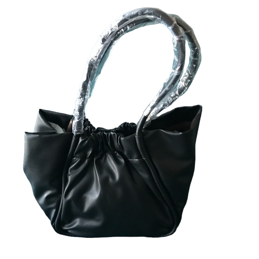 NWT Collection18 black tassel purse - Picture 2 of 6